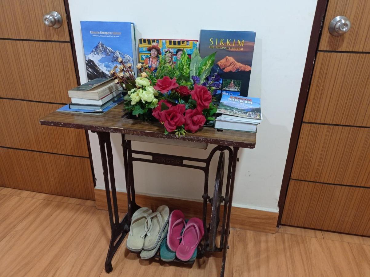 Esses House A Luxury Homestay And Service Apartment Gangtok Bagian luar foto